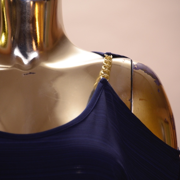Blue top, cut-out shoulders with chain straps -NWT - Picture 2 of 4